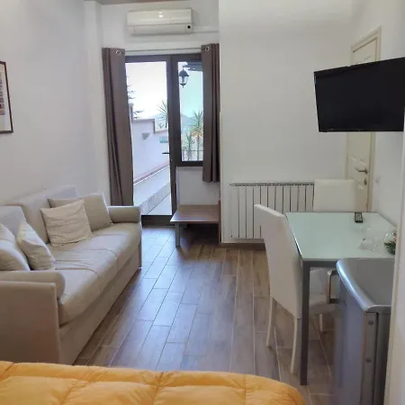 Letizia 3* Castelbuono (Sicily)