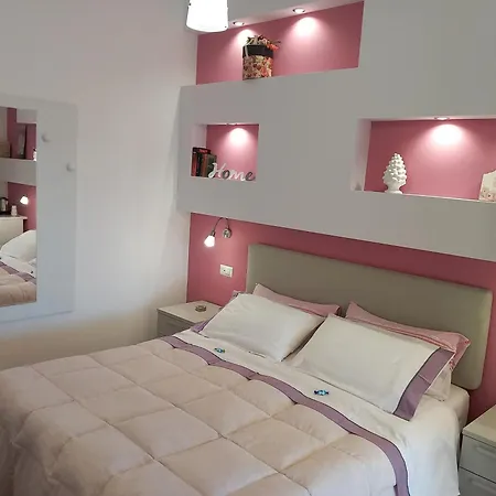 Letizia 3* Castelbuono (Sicily)