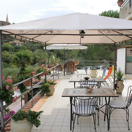 Bed & Breakfast Letizia 3*
