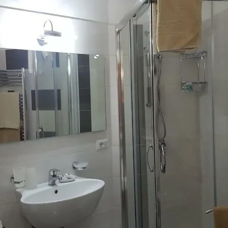 Letizia 3* Castelbuono (Sicily)