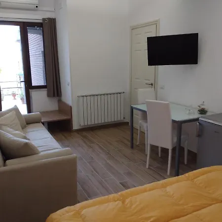 Letizia فندق مبيت وإفطار