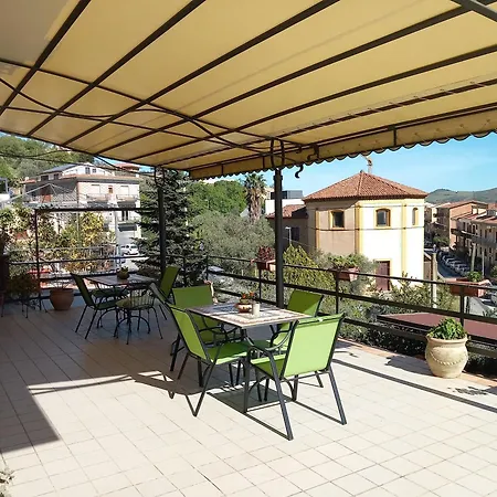 فندق مبيت وإفطار Letizia 4*