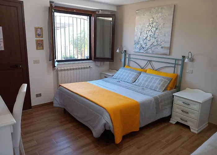 Bed & Breakfast Letizia 4*